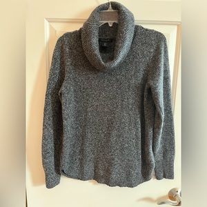 Tahari cowlneck long sleeve sweater